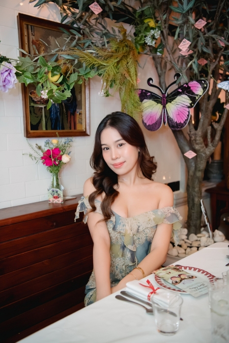 Hendrick’s Flora Adora ความสดชื่นที่จับต้องได้ บานสะพรั่งแล้ววันนี้ใจกลางกรุงเทพมหานคร