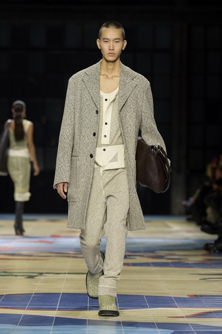 BOTTEGA VENETA SUMMER 24 SHOW