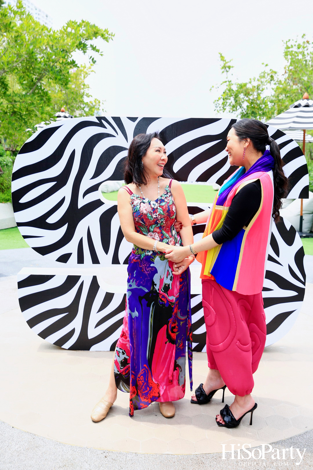 Discover High Performance Plant-Based Treatment Make Up with Alexandre International Make-up Master from Sisley Paris