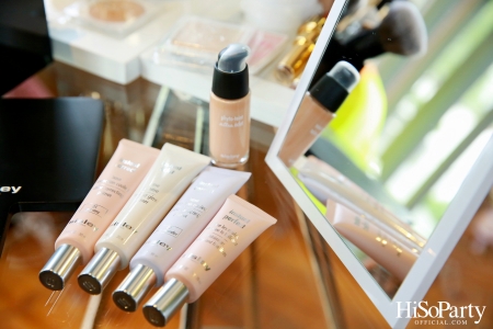 Discover High Performance Plant-Based Treatment Make Up with Alexandre International Make-up Master from Sisley Paris