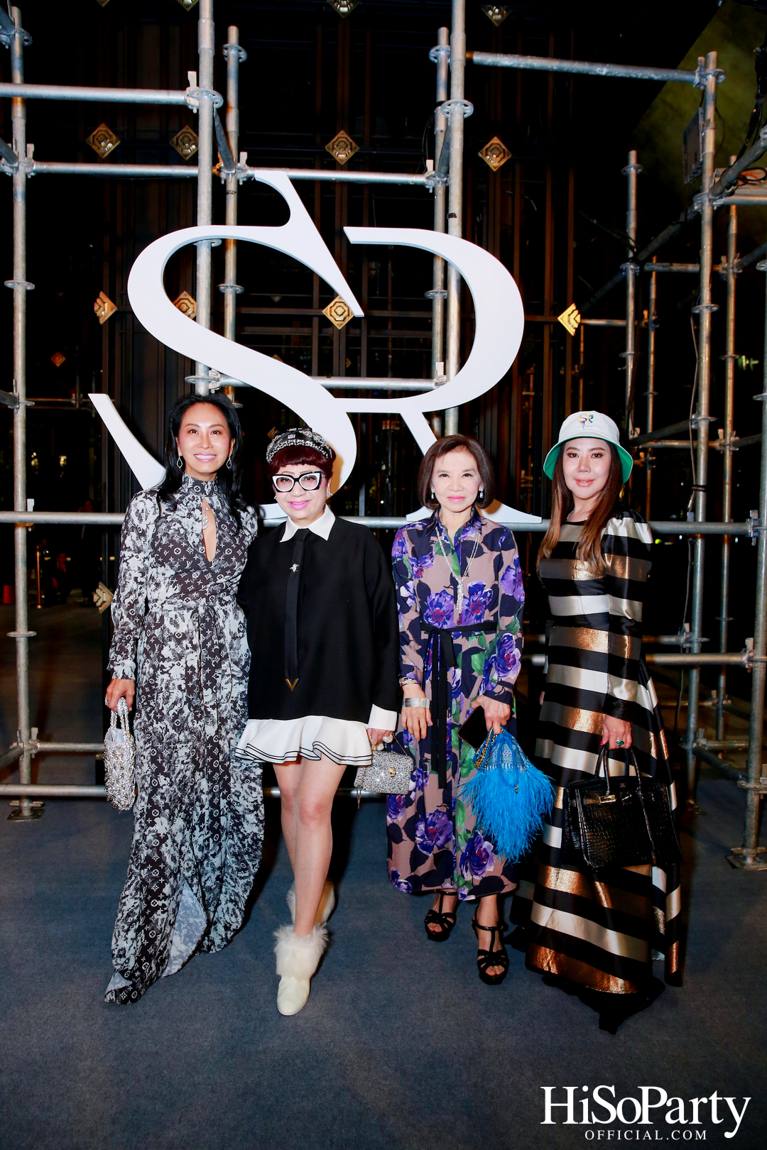 งานแสดงแฟชั่นโชว์ Autumn/Winter 2023-2024 แบรนด์ SIRIVANNAVARI ในสมเด็จพระเจ้าลูกเธอ เจ้าฟ้าสิริวัณณวรี นารีรัตนราชกัญญา