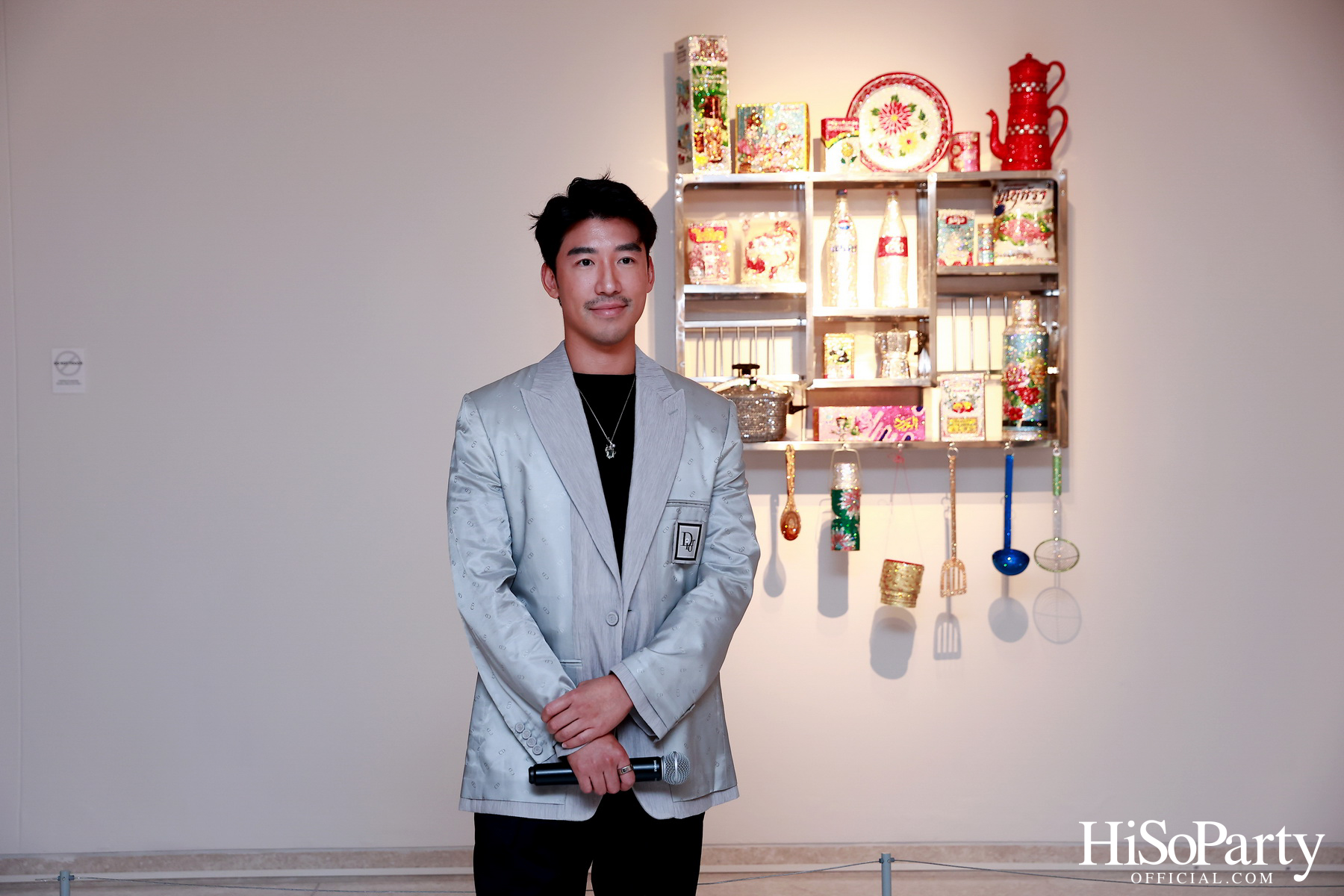 นิทรรศการ 'LA VIE EN STRASS' โดย SHOUROUK RHAIEM