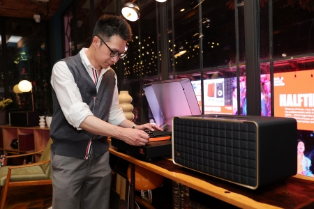 งานเปิดตัวลำโพงและเครื่องเล่นแผ่นเสียงรุ่นใหม่ล่าสุดจาก ‘JBL’