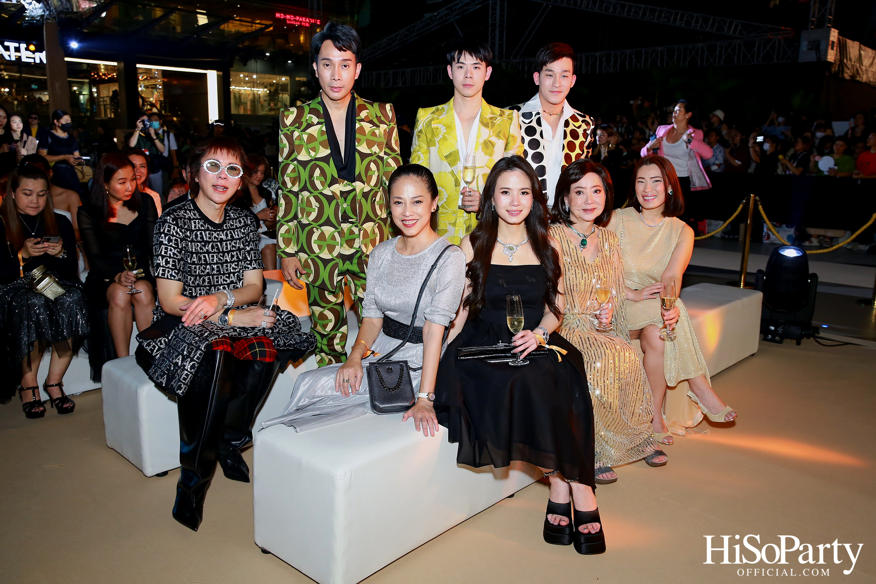 BULGARI จัดงานเปิดไฟต้นคริสต์มาสใจกลางกรุงเทพฯ ณ สยามพารากอน
