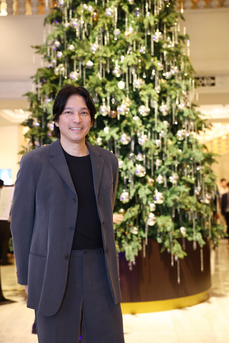 อนันตรา สยาม กรุงเทพฯ จัดงานเปิดไฟต้นคริสต์มาสอย่างยิ่งใหญ่