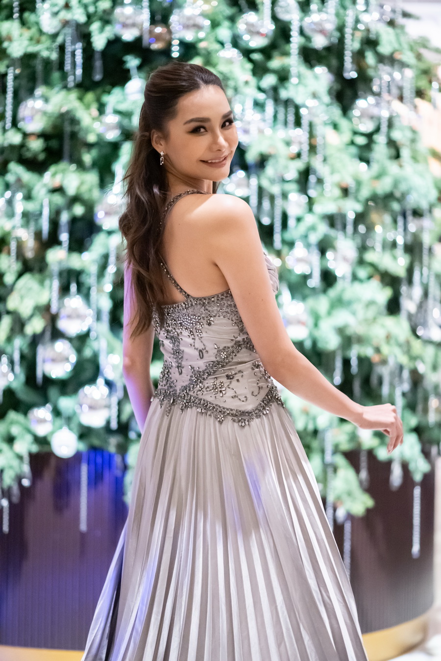 อนันตรา สยาม กรุงเทพฯ จัดงานเปิดไฟต้นคริสต์มาสอย่างยิ่งใหญ่