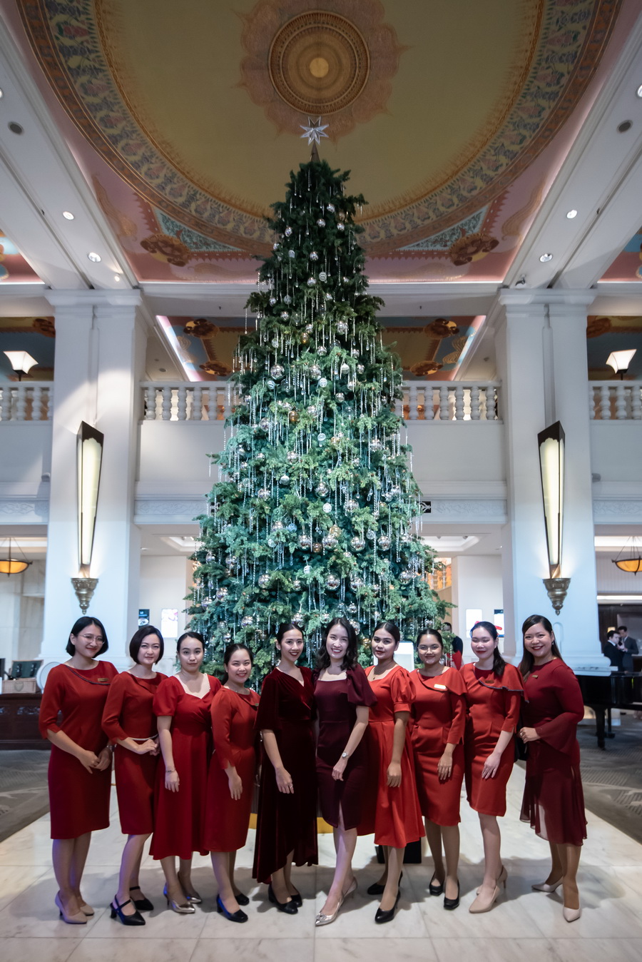 อนันตรา สยาม กรุงเทพฯ จัดงานเปิดไฟต้นคริสต์มาสอย่างยิ่งใหญ่