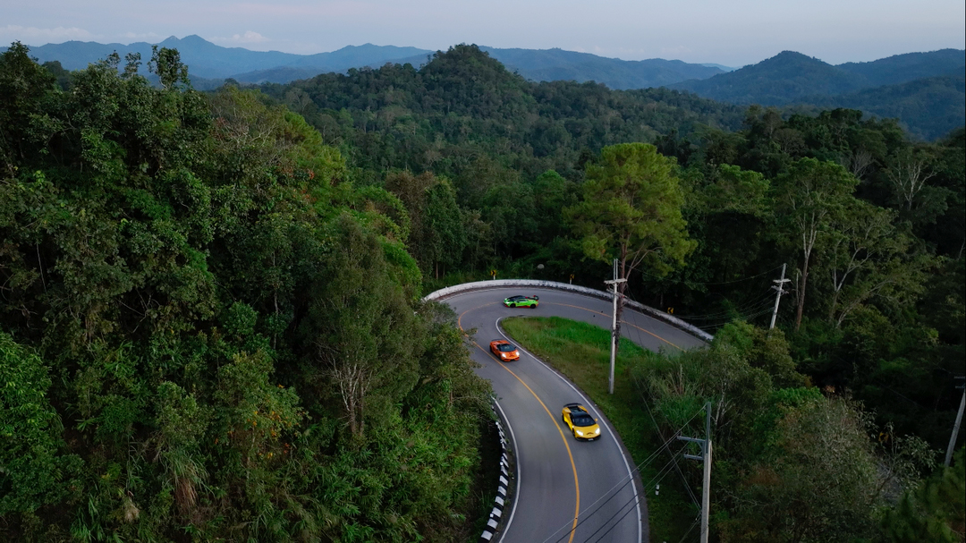 Lamborghini จัดเอ็กซ์คลูซีฟทริปเยือนปายกับ ‘Esperienza Movember Giro Thailand 2023’