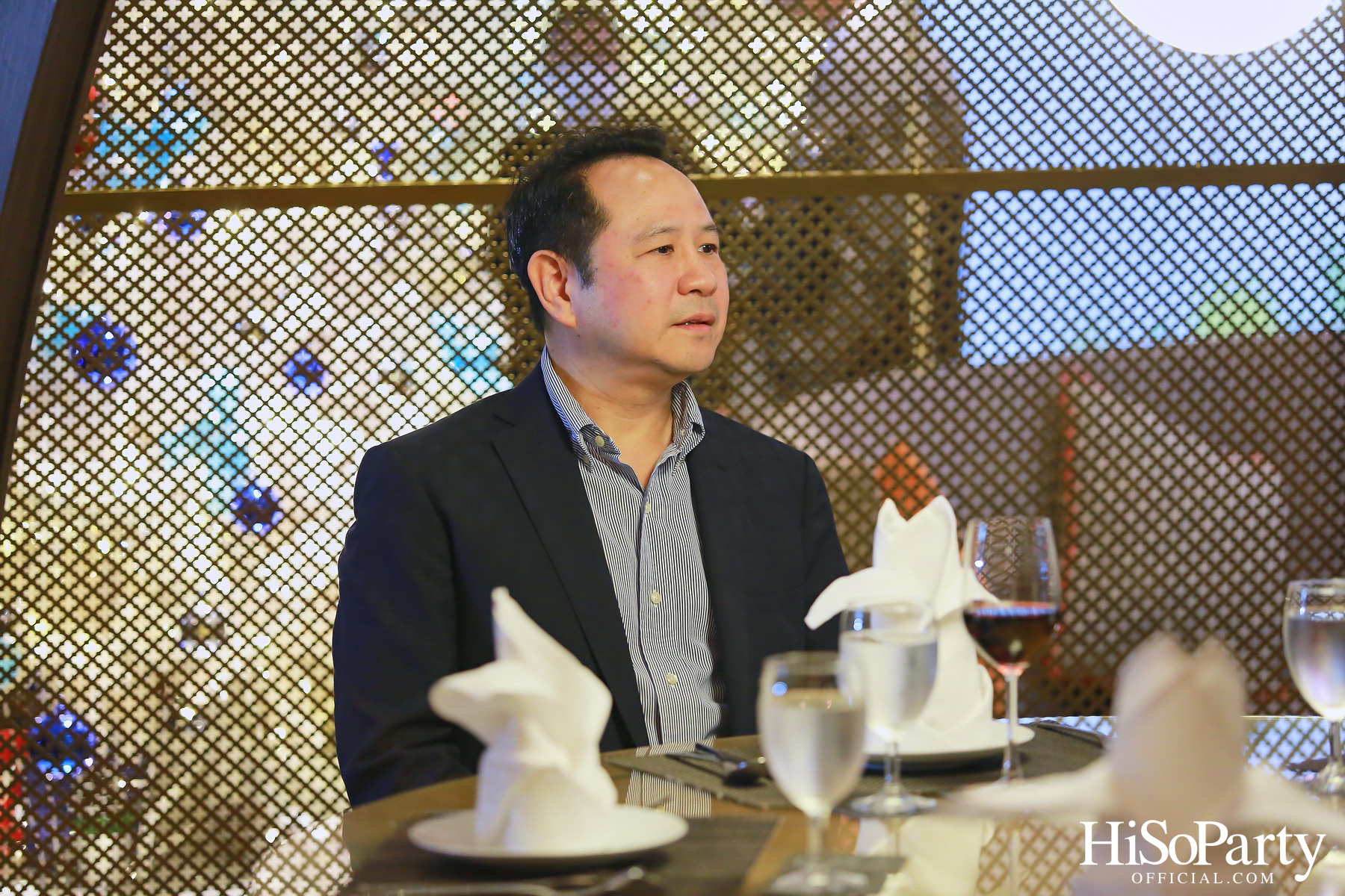 โรงแรมสวิสโซเทล กรุงเทพ รัชดา จัดงานเปิดไฟประดับต้นคริสต์มาสประจำปี เพื่อต้อนรับเทศกาลแห่งความสุข