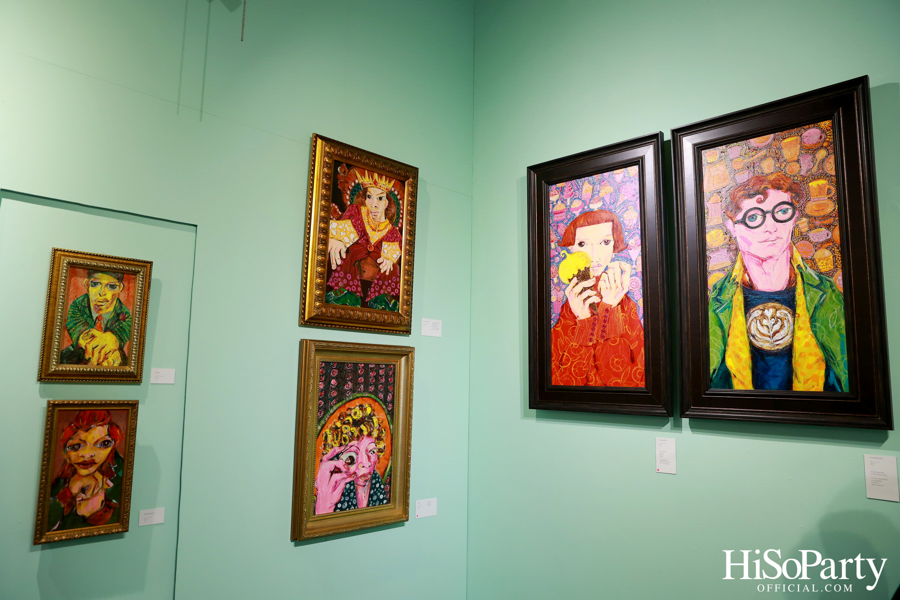 งานเปิดนิทรรศการ Hap-PLE-ness : ความสุขง่ายๆ แบบ ซิ้มเปิ้ล ซิมเปิ้ล ของ จาริณี เมธีกุล