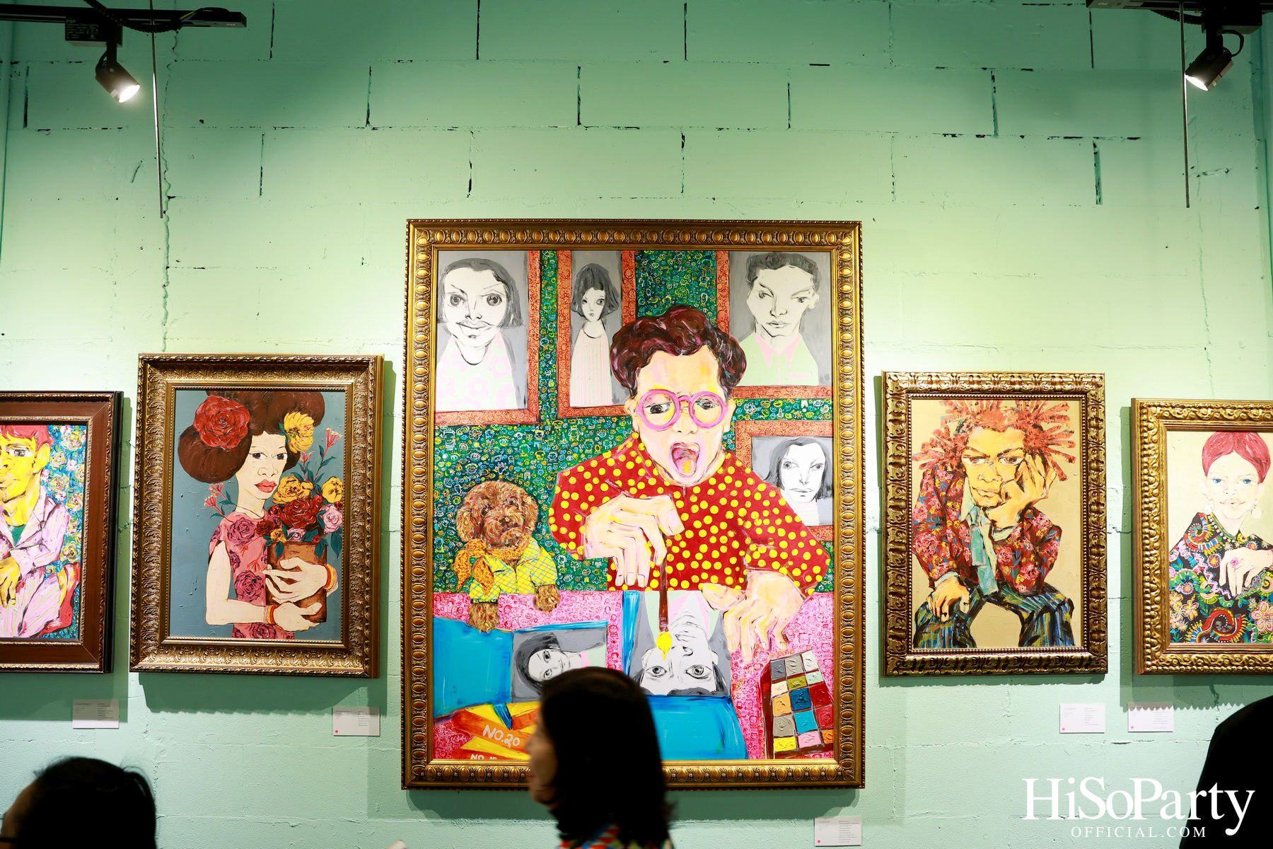 งานเปิดนิทรรศการ Hap-PLE-ness : ความสุขง่ายๆ แบบ ซิ้มเปิ้ล ซิมเปิ้ล ของ จาริณี เมธีกุล