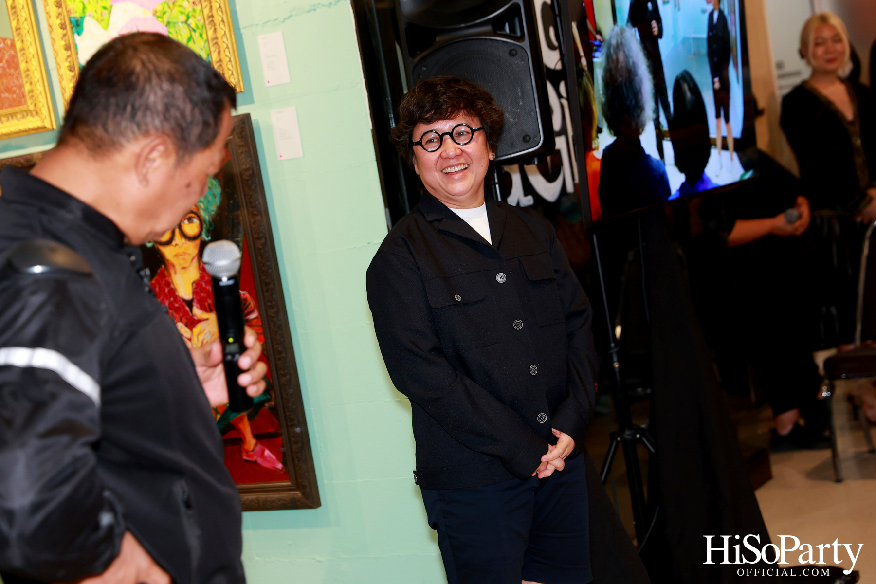 งานเปิดนิทรรศการ Hap-PLE-ness : ความสุขง่ายๆ แบบ ซิ้มเปิ้ล ซิมเปิ้ล ของ จาริณี เมธีกุล