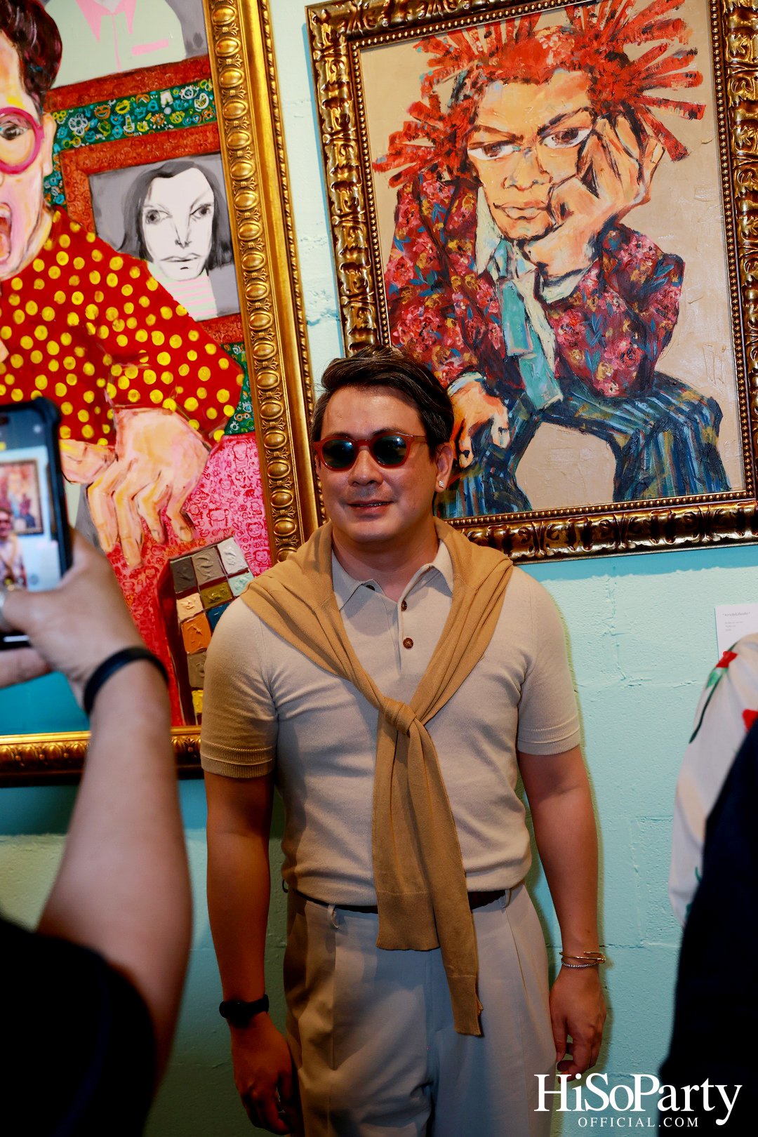 งานเปิดนิทรรศการ Hap-PLE-ness : ความสุขง่ายๆ แบบ ซิ้มเปิ้ล ซิมเปิ้ล ของ จาริณี เมธีกุล