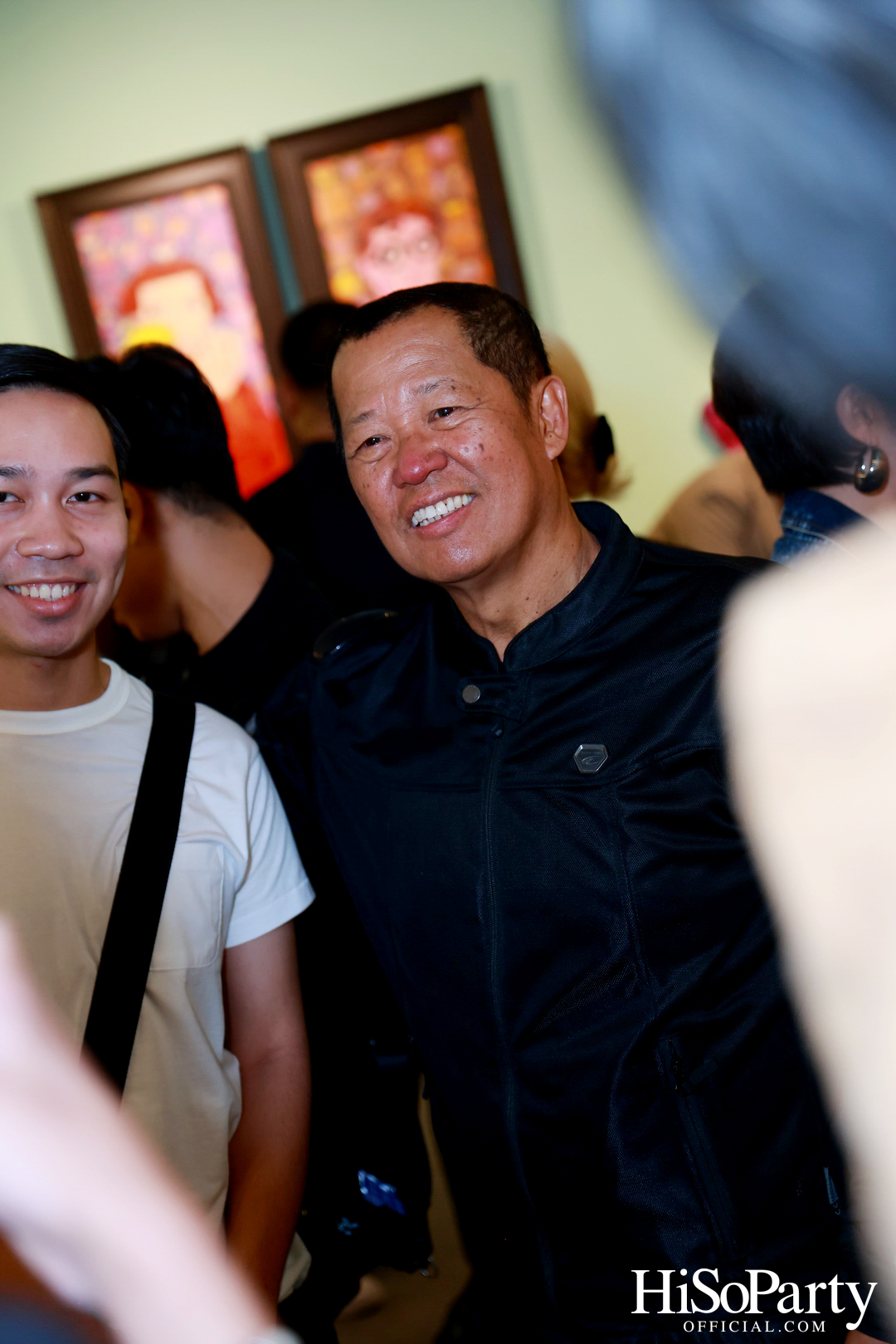 งานเปิดนิทรรศการ Hap-PLE-ness : ความสุขง่ายๆ แบบ ซิ้มเปิ้ล ซิมเปิ้ล ของ จาริณี เมธีกุล