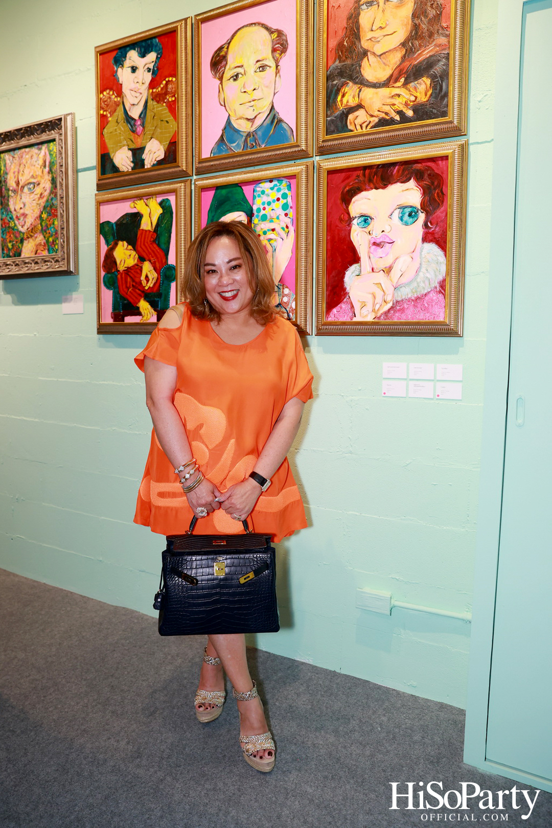 งานเปิดนิทรรศการ Hap-PLE-ness : ความสุขง่ายๆ แบบ ซิ้มเปิ้ล ซิมเปิ้ล ของ จาริณี เมธีกุล