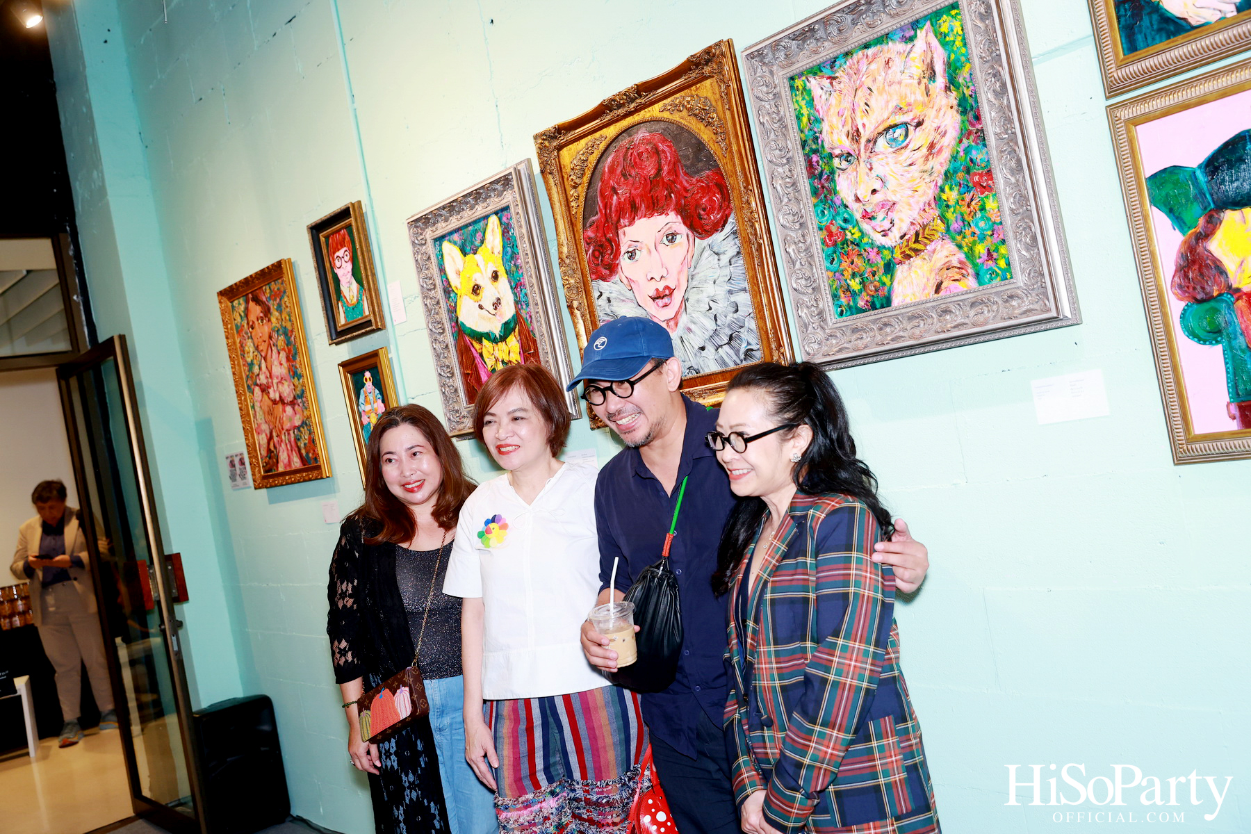 งานเปิดนิทรรศการ Hap-PLE-ness : ความสุขง่ายๆ แบบ ซิ้มเปิ้ล ซิมเปิ้ล ของ จาริณี เมธีกุล