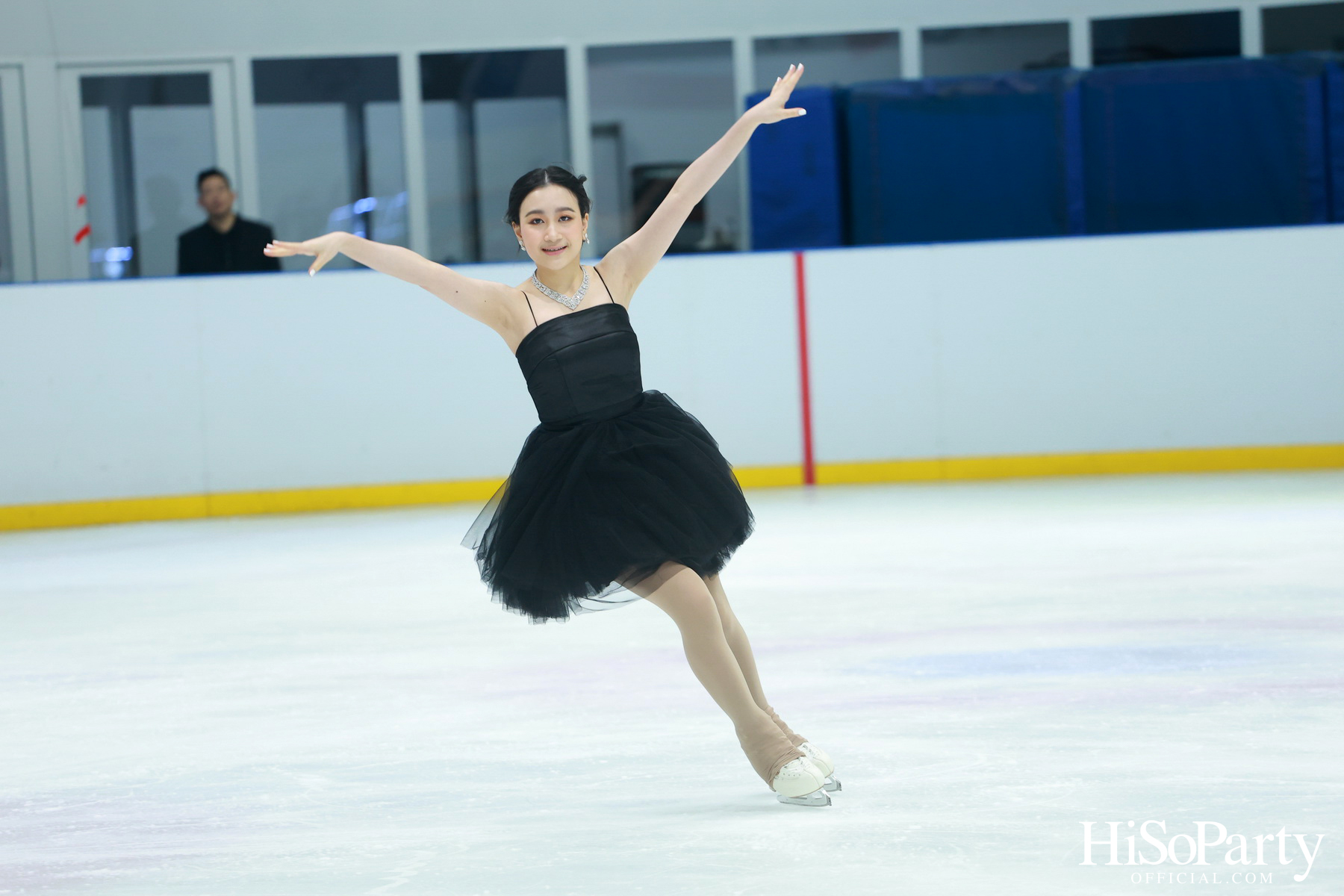 ‘SOMEWHERE ONLY WE KNOW - DISCOVERY 7 KINGDOMS OF SNOW QUEEN’ FSAT งานดินเนอร์ท่ามกลางลานสเก็ตน้ำแข็ง พร้อมโชว์เครื่องประดับเพชร BEAUTY GEMS