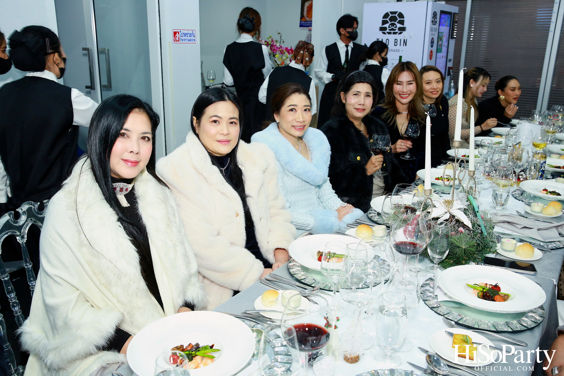 ‘SOMEWHERE ONLY WE KNOW - DISCOVERY 7 KINGDOMS OF SNOW QUEEN’ FSAT งานดินเนอร์ท่ามกลางลานสเก็ตน้ำแข็ง พร้อมโชว์เครื่องประดับเพชร BEAUTY GEMS