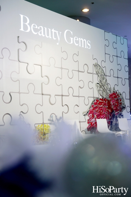 BEAUTY GEMS CHRISTMAS TREE LIGHTING CEREMONY งานเปิดไฟต้นคริสต์มาสและเผยคอลเลกชั่นใหม่ BEAUTY GEMS CHRISTMAS COLLECTION 2023