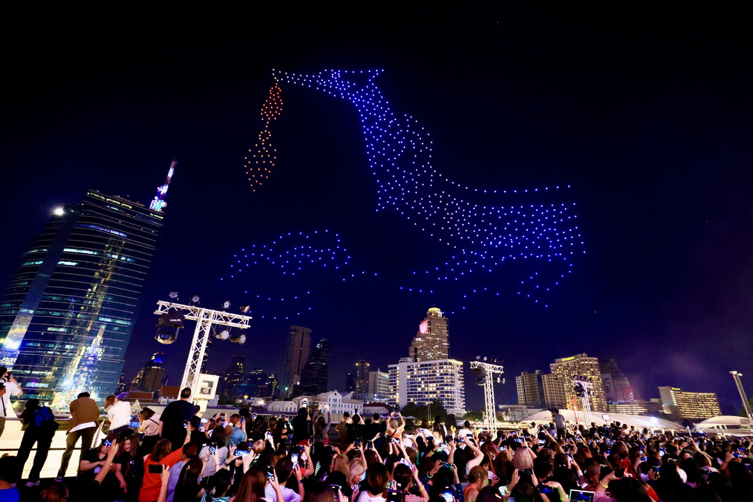 Amazing Thailand Countdown 2024 งานเคาท์ดาวน์ระดับโลก ณ ไอคอนสยาม 