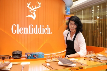 A GIFT FOR BLOSSOMING FUTURES ต้อนรับปีใหม่ 2024 กับ GLENFIDDICH ณ ป๊อปอัพสุดเอ็กซ์คลูซีฟที่ เกษร วิลเลจ