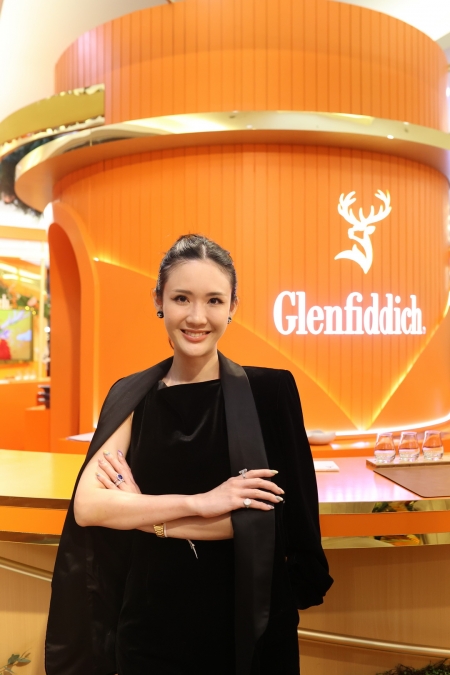 A GIFT FOR BLOSSOMING FUTURES ต้อนรับปีใหม่ 2024 กับ GLENFIDDICH ณ ป๊อปอัพสุดเอ็กซ์คลูซีฟที่ เกษร วิลเลจ