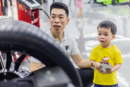 เรนาสโซ มอเตอร์ สานต่อภารกิจเฉลิมฉลองความสุขช่วงเทศกาลวันเด็ก ในงาน LAMBORGHINI BANGKOK FAMIGLIA DAY 2024 