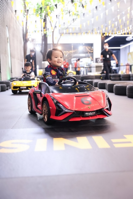 เรนาสโซ มอเตอร์ สานต่อภารกิจเฉลิมฉลองความสุขช่วงเทศกาลวันเด็ก ในงาน LAMBORGHINI BANGKOK FAMIGLIA DAY 2024 