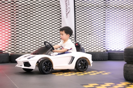 เรนาสโซ มอเตอร์ สานต่อภารกิจเฉลิมฉลองความสุขช่วงเทศกาลวันเด็ก ในงาน LAMBORGHINI BANGKOK FAMIGLIA DAY 2024 