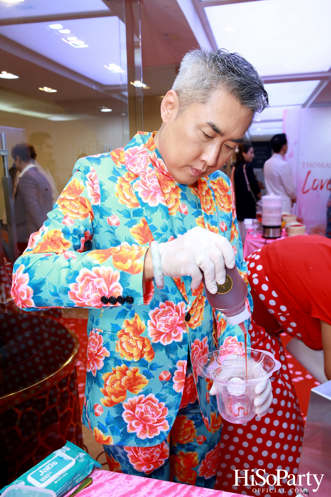 Thomas Clinic จัดกิจกรรม LOVE IS DELICIOUS ฉลองวันแห่งความรัก