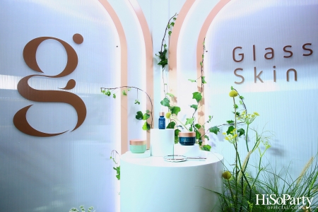 งานเปิดตัว ‘GLASS SKIN’ แบรนด์สกินแคร์คุณภาพสูงระดับเวิลด์คลาส พร้อมประกาศแต่งตั้ง ‘คุณใหม่-ดาวิกา โฮร์เน่’ เป็นพรีเซ็นเตอร์คนแรกของแบรนด์