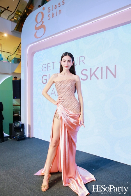 งานเปิดตัว ‘GLASS SKIN’ แบรนด์สกินแคร์คุณภาพสูงระดับเวิลด์คลาส พร้อมประกาศแต่งตั้ง ‘คุณใหม่-ดาวิกา โฮร์เน่’ เป็นพรีเซ็นเตอร์คนแรกของแบรนด์