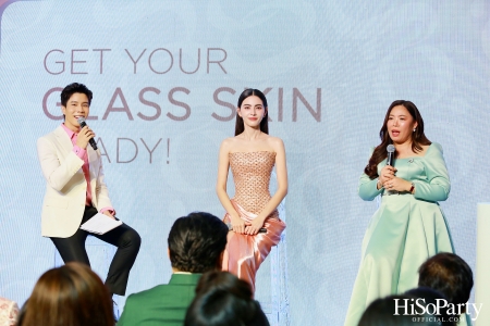 งานเปิดตัว ‘GLASS SKIN’ แบรนด์สกินแคร์คุณภาพสูงระดับเวิลด์คลาส พร้อมประกาศแต่งตั้ง ‘คุณใหม่-ดาวิกา โฮร์เน่’ เป็นพรีเซ็นเตอร์คนแรกของแบรนด์