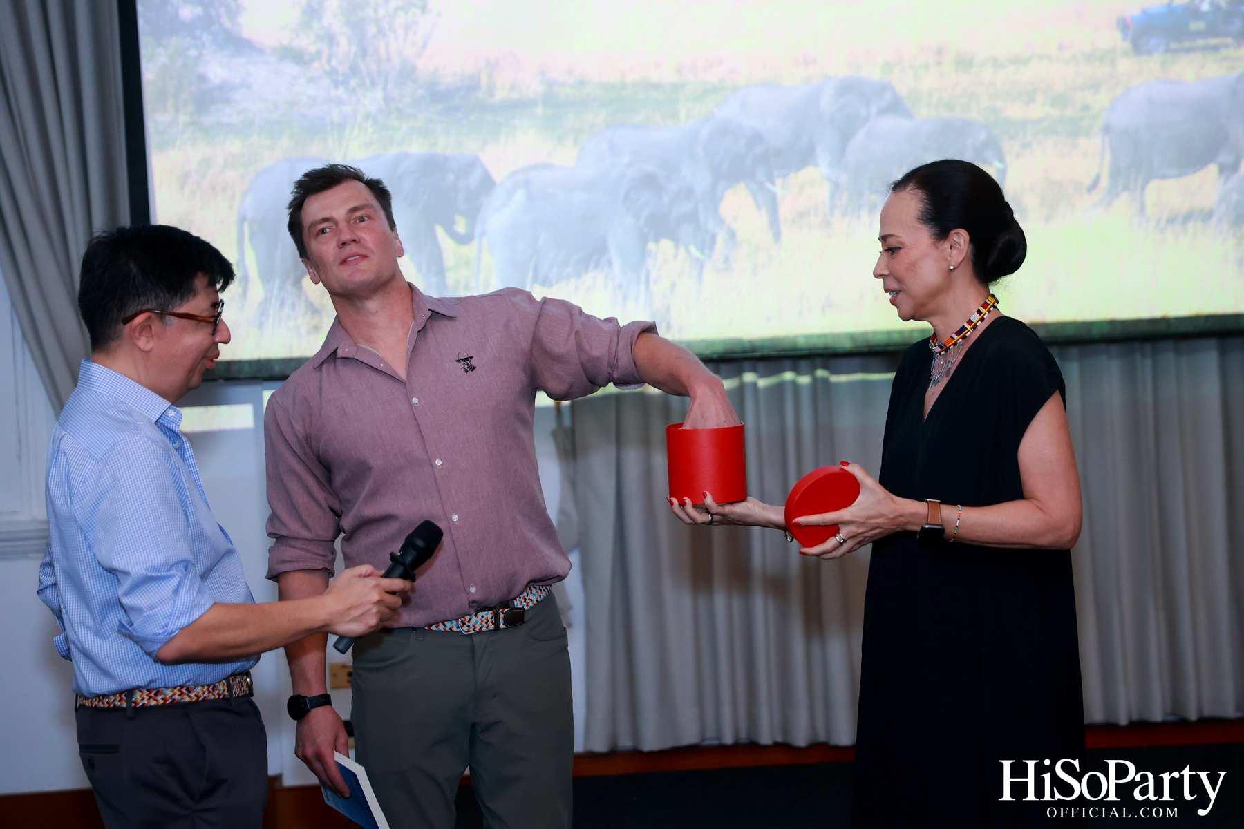 A2A Safaris พาเปิดประสบการณ์การเดินทางแบบซาฟารีพร้อมทำความรู้จัก Botswana และ Namibia ผ่านการเล่าเรื่องโดย Peter Allison