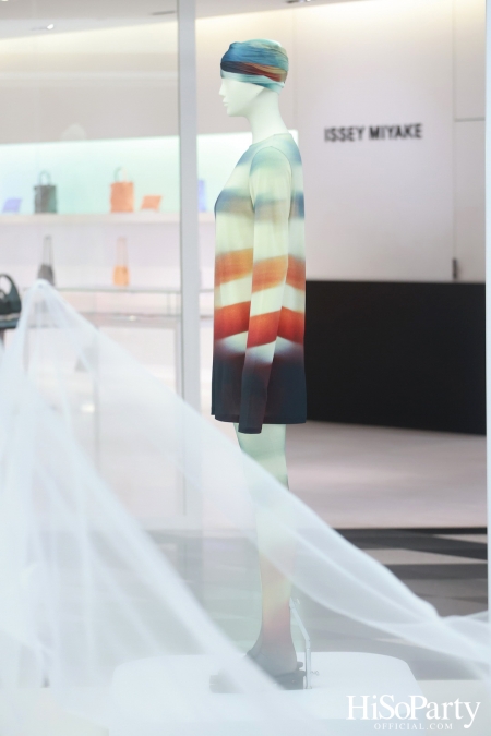 ISSEY MIYAKE ART INSTALLATION