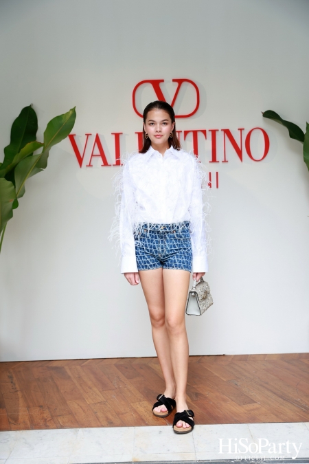 งาน Exclusive Preview of  ‘VALENTINO L'ECOLE COLLECTION’ The New Collection Spring/Summer 2024