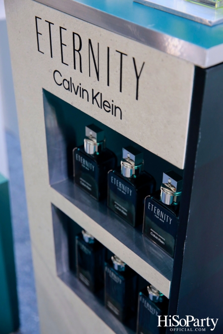 CALVIN KLEIN เปิดตัวน้ำหอมคู่รัก 2 กลิ่นใหม่กับ ETERNITY AROMATIC ESSENCE FOR WOMEN และ FOR MEN 