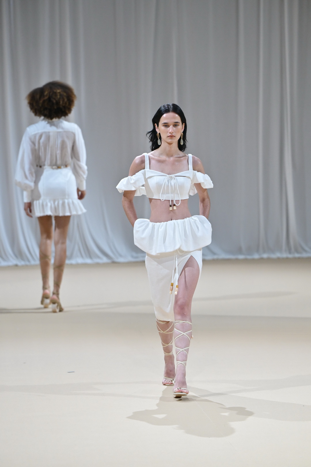 CANITT ฉลองครบรอบ 10 ปีสุดยิ่งใหญ่ เนรมิตรันเวย์อวดโฉมผลงานการดีไซน์ล่าสุดในคอลเลกชั่นสปริง/ซัมเมอร์ 2024 ที่ชื่อว่า ‘Impression Sunrise’