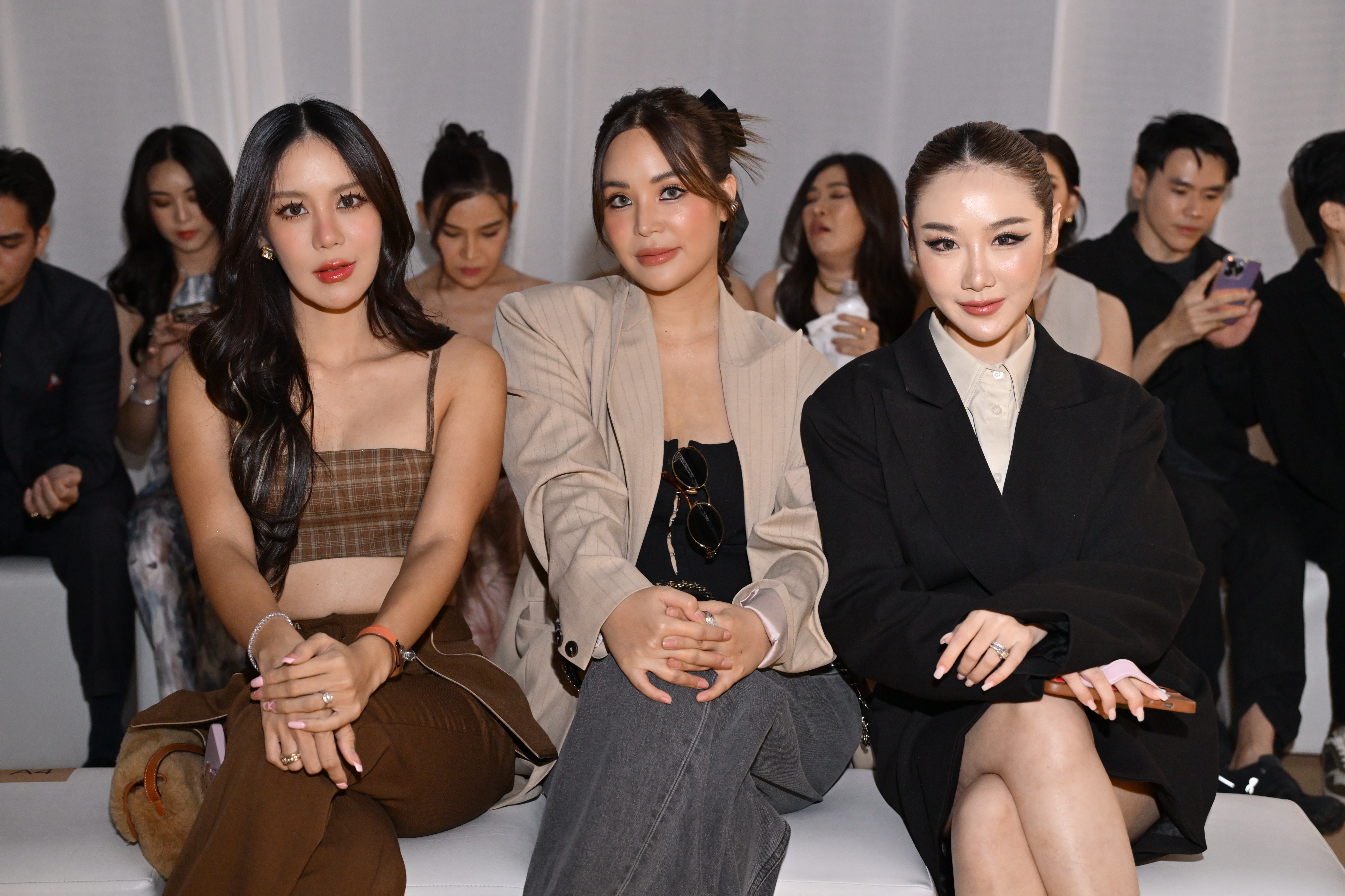 CANITT ฉลองครบรอบ 10 ปีสุดยิ่งใหญ่ เนรมิตรันเวย์อวดโฉมผลงานการดีไซน์ล่าสุดในคอลเลกชั่นสปริง/ซัมเมอร์ 2024 ที่ชื่อว่า ‘Impression Sunrise’