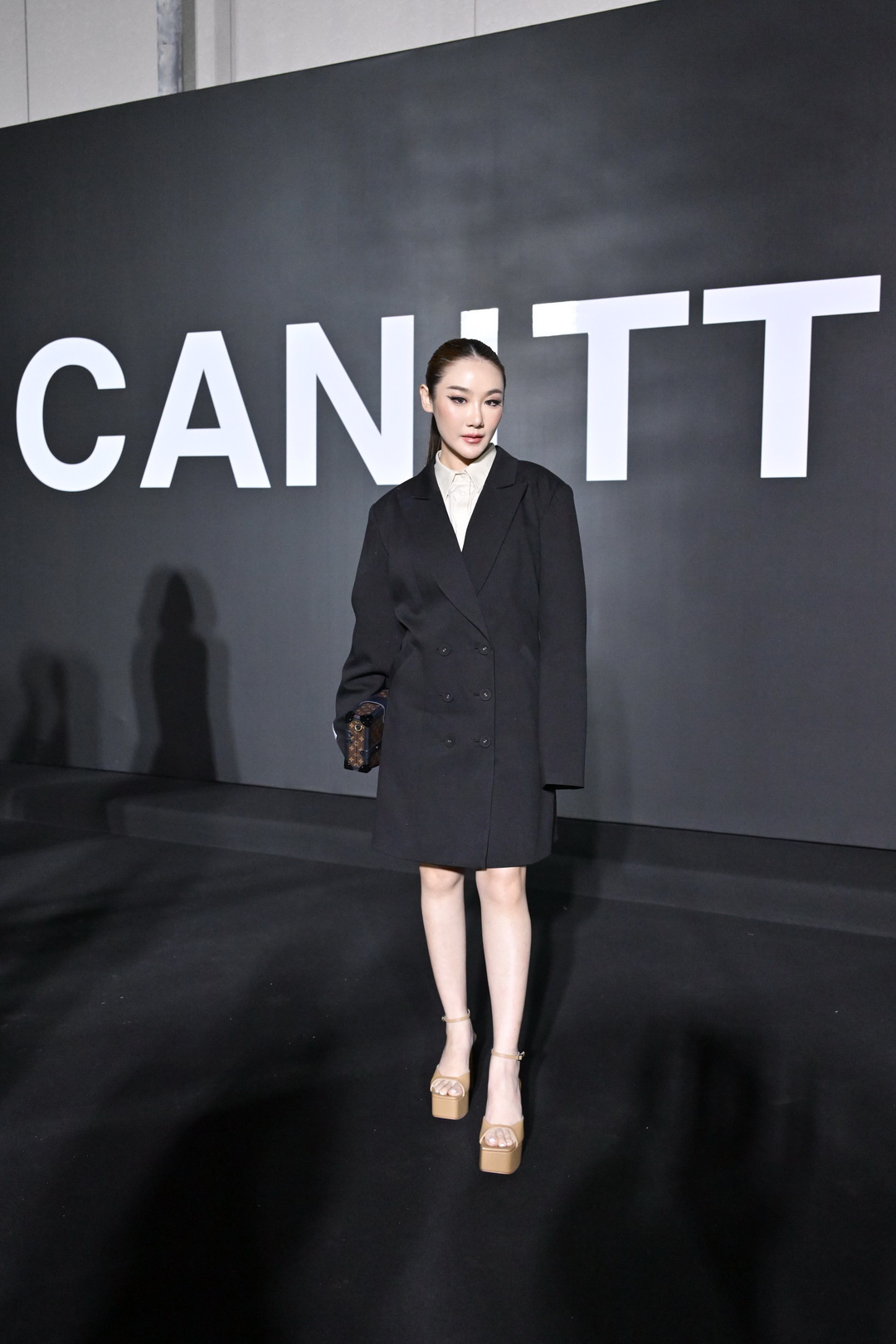 CANITT ฉลองครบรอบ 10 ปีสุดยิ่งใหญ่ เนรมิตรันเวย์อวดโฉมผลงานการดีไซน์ล่าสุดในคอลเลกชั่นสปริง/ซัมเมอร์ 2024 ที่ชื่อว่า ‘Impression Sunrise’