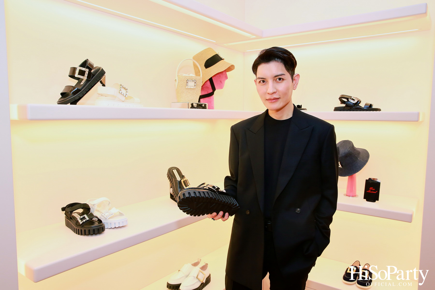 Roger Vivier จัดงานเปิดตัวบูติกใหม่ ณ ศูนย์การค้าเอ็มโพเรียม