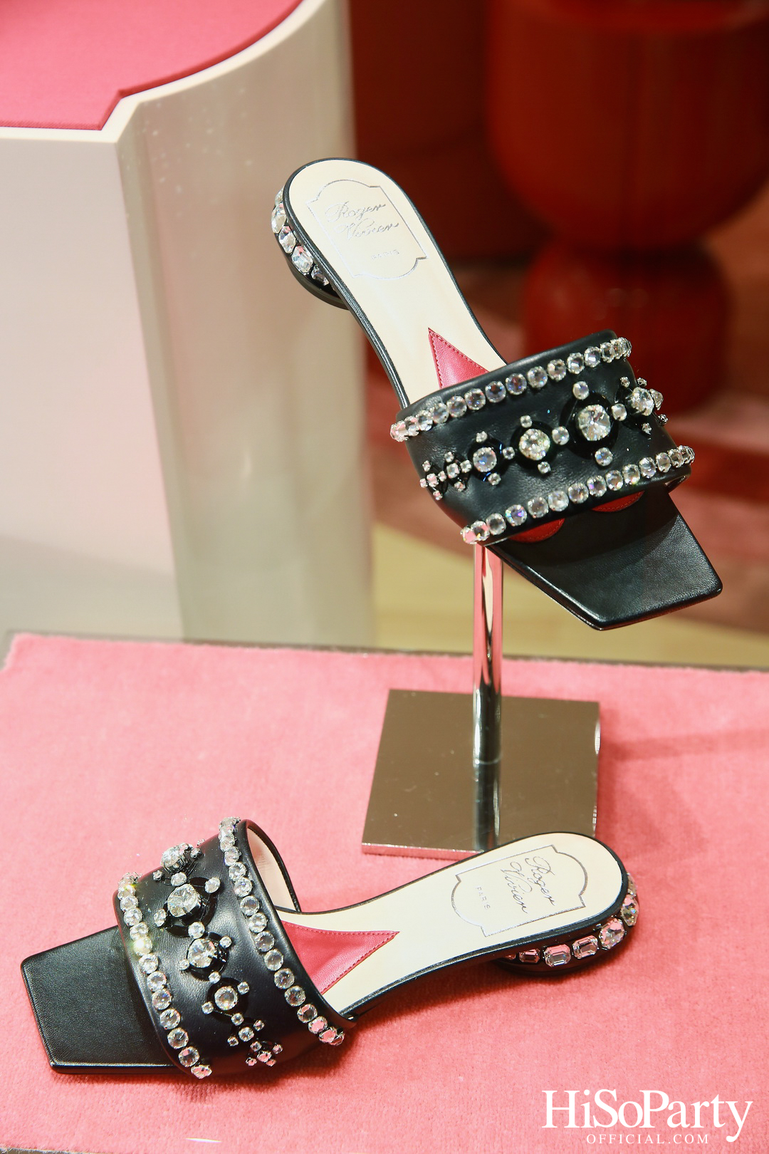 Roger Vivier จัดงานเปิดตัวบูติกใหม่ ณ ศูนย์การค้าเอ็มโพเรียม