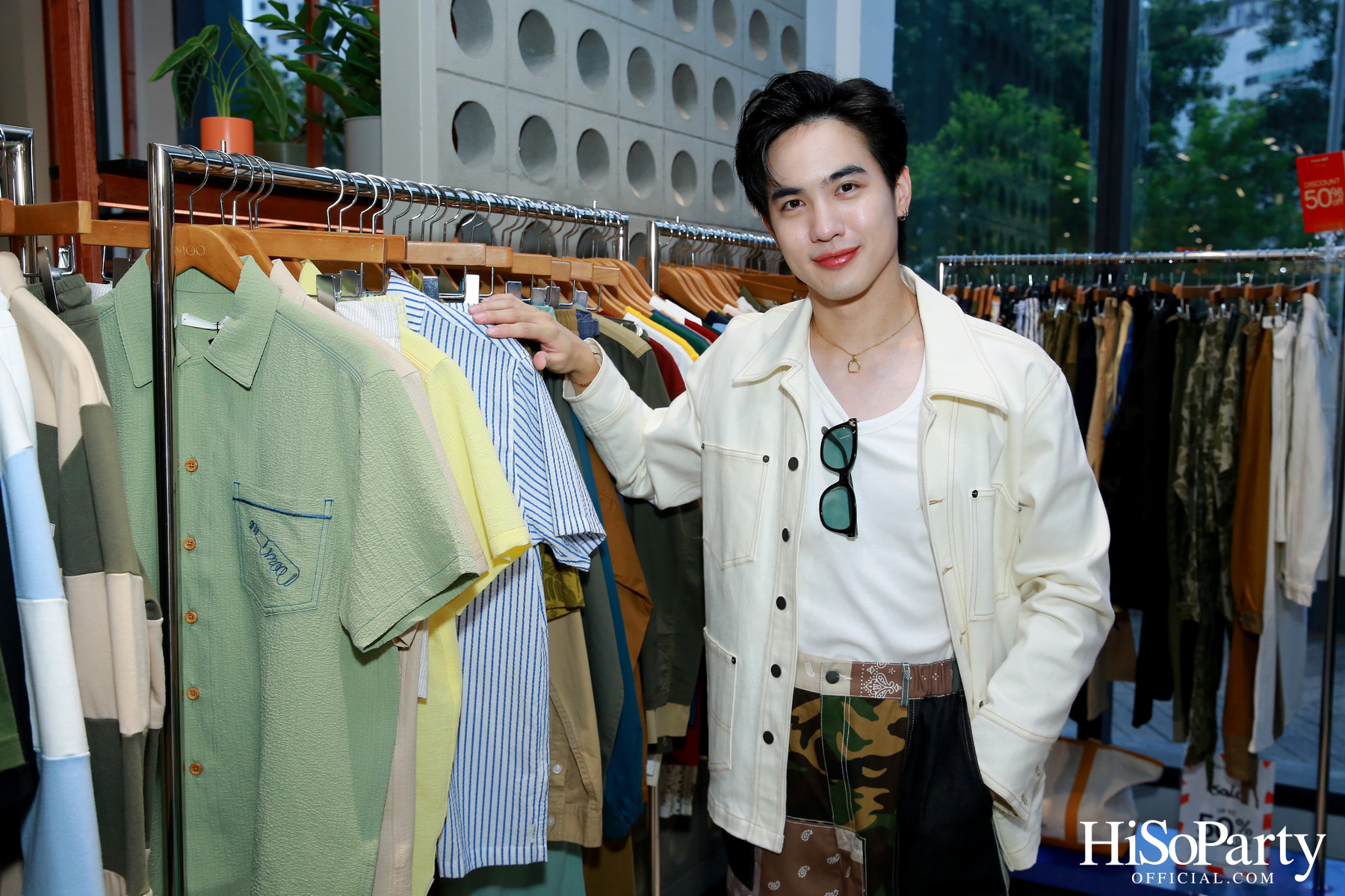 Comma And 1st Anniversary