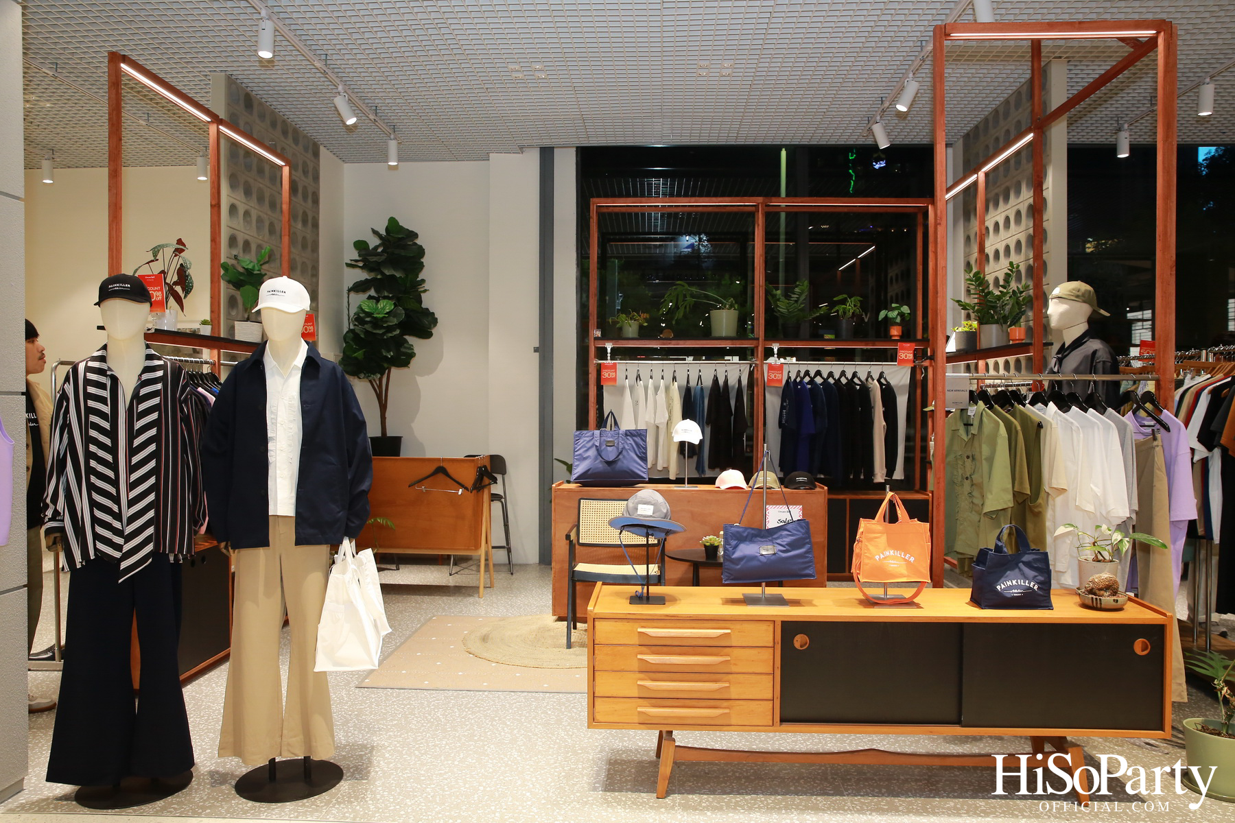 Comma And 1st Anniversary