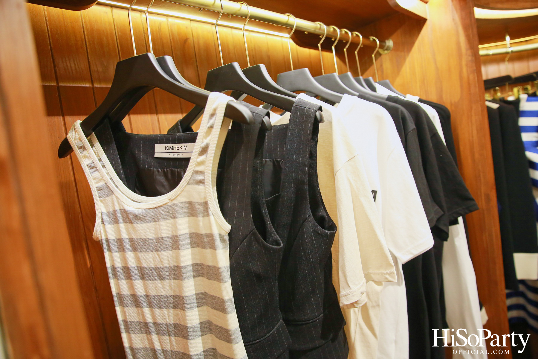 งานเปิดตัวแฟลกชิพสโตร์ Decorum Bilbiotheque ณ ศูนย์การค้าเกษรอัมรินทร์