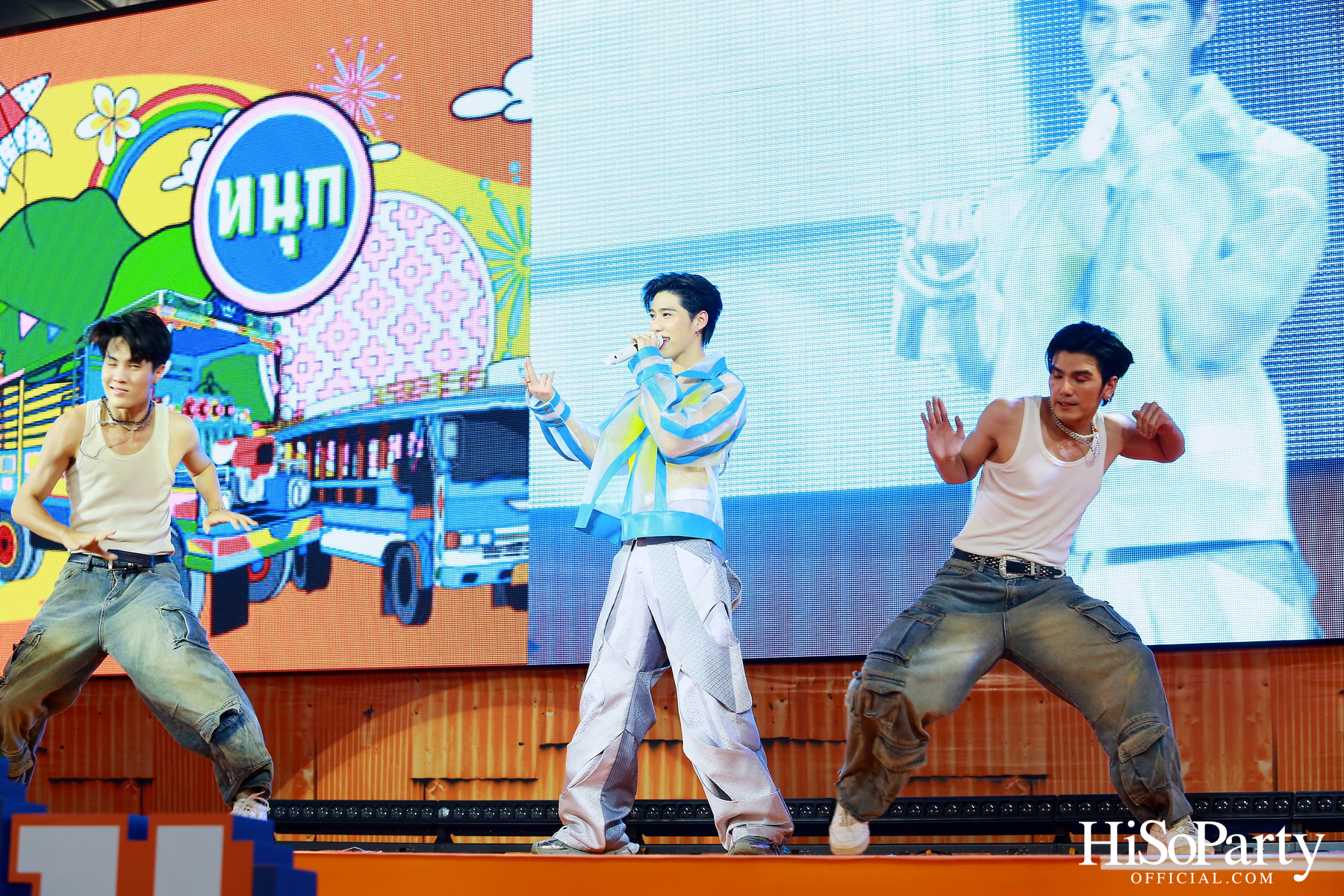 คิง เพาเวอร์ เปิดงาน ‘อภิมหาสงกรานต์รางน้ำ’ อย่างยิ่งใหญ่ พร้อมประกาศจัดเต็มกิจกรรมความบันเทิง วันนี้ - 16 เม.ย. นี้