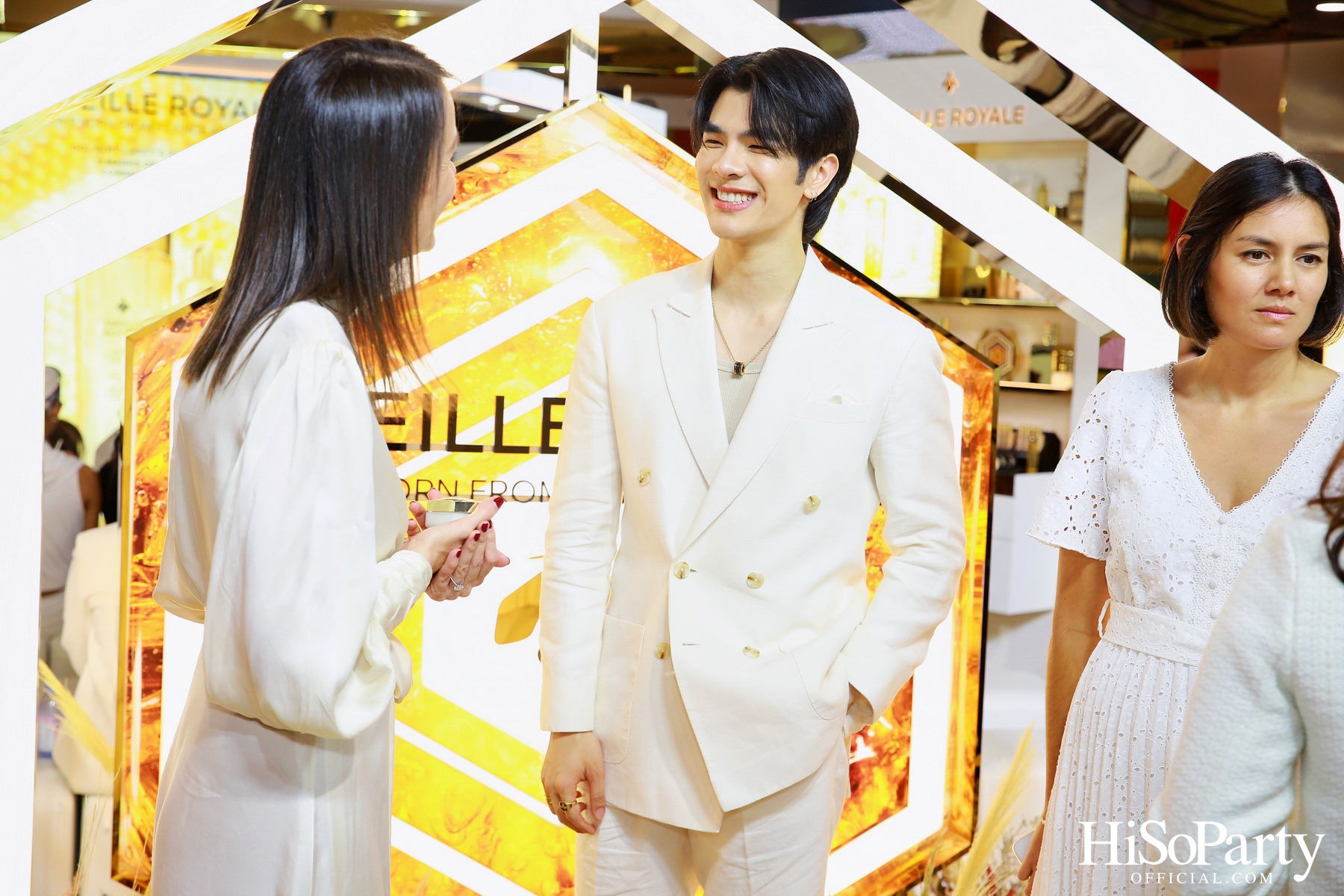 งานเปิดตัว GUERLAIN Abeille Royale Clarifying & Repair Essence and Cream และ แป้งในตำนาน เวอร์ชั่นใหม่ Meteorites 2024