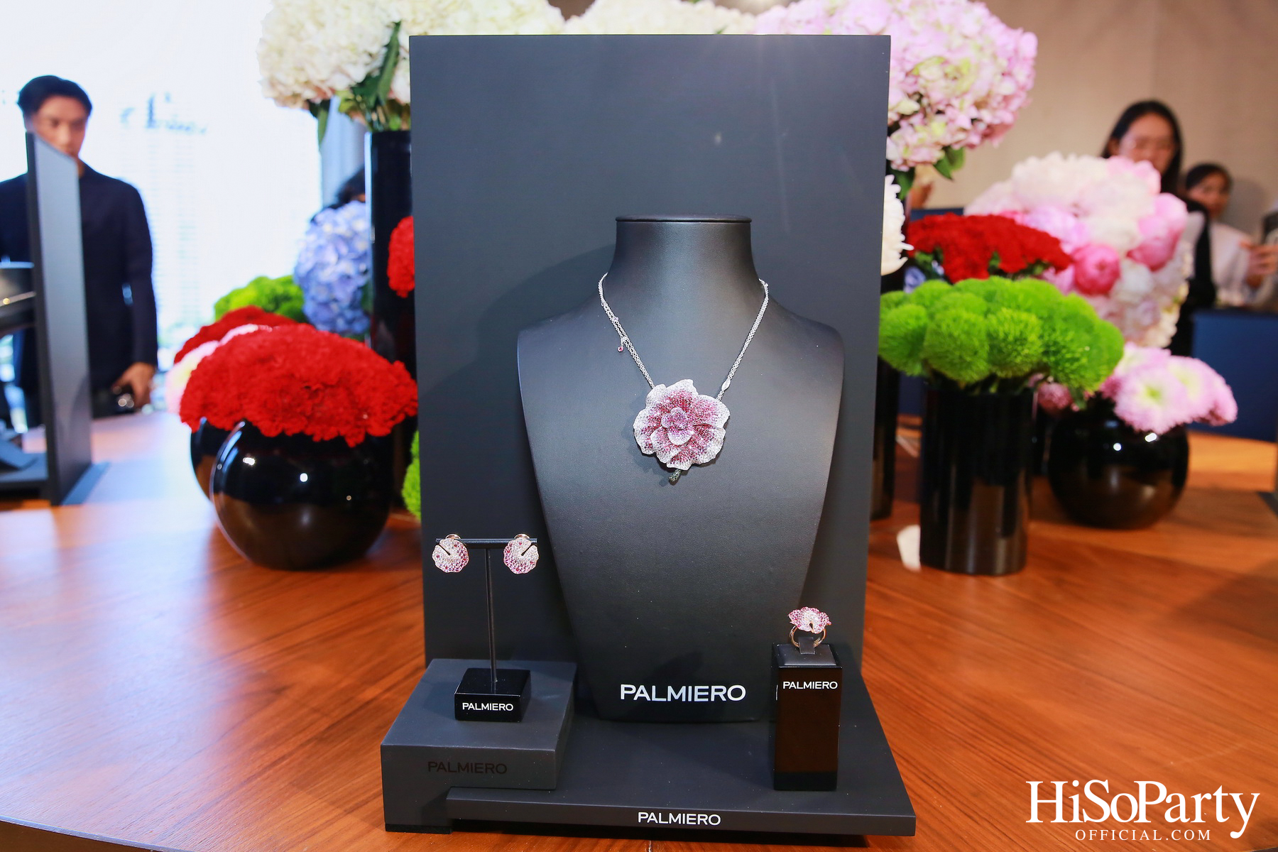 PALMIERO ไฮจิวเวลรีจากอิตาลี เผย 4 ไอคอนิกคอลเลกชั่น สะท้อนเสน่ห์ของความงามและเฉดสีแห่งอัญมณี