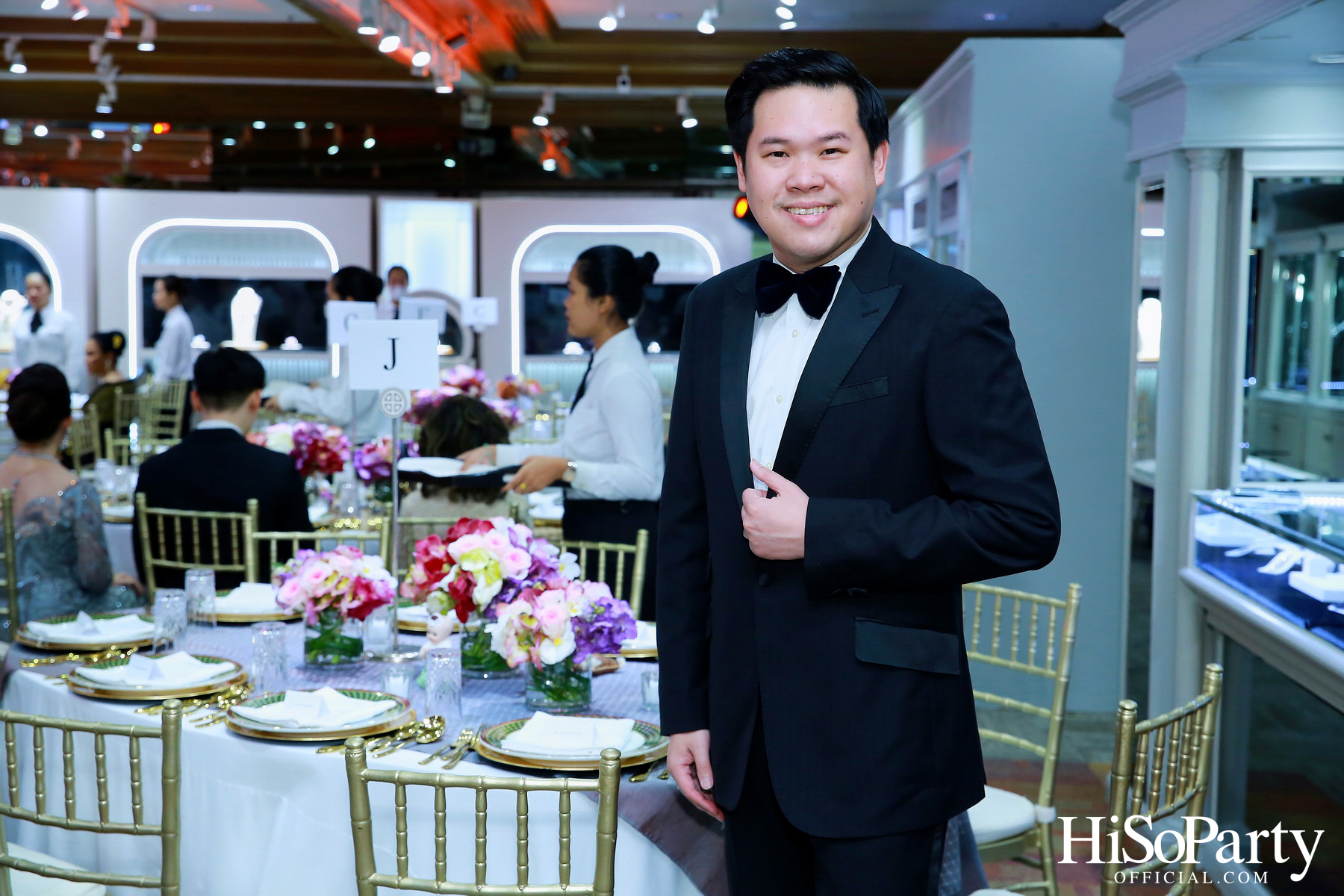 THE EXHIBITION OF CHILDREN PROJECT AND ACORN SIT-DOWN DINNER FOR DONATION