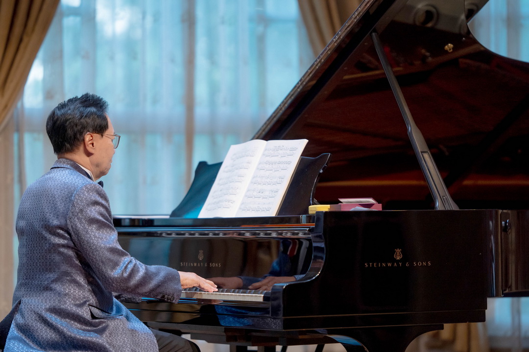 สร้างชื่อเสียงระดับโลกกับศิลปินไทยคนแรก ‘ณัฐ ยนตรรักษ์’ ที่ได้รับมอบเหรียญอิสริยาภรณ์ ‘Bene Merito’